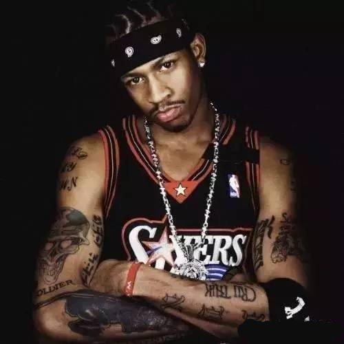 维斯塔潘：别太失望，我们以精彩的表现结束了赛季（维斯塔潘：别气馁，我们用精彩发挥收官赛季）