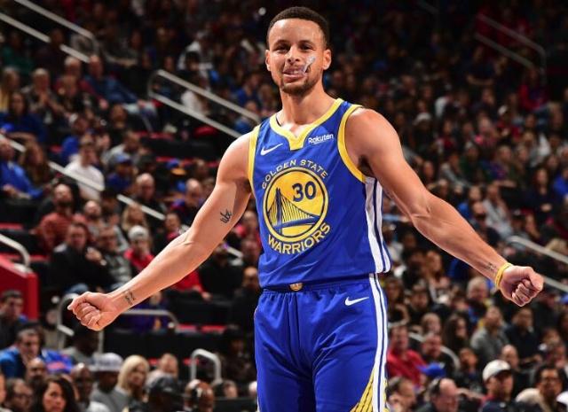 巴萨官方：博阿滕与俱乐部无合作关系；对前后矛盾的形象道歉（巴萨声明：否认与博阿滕合作，并就前后矛盾的形象致歉）