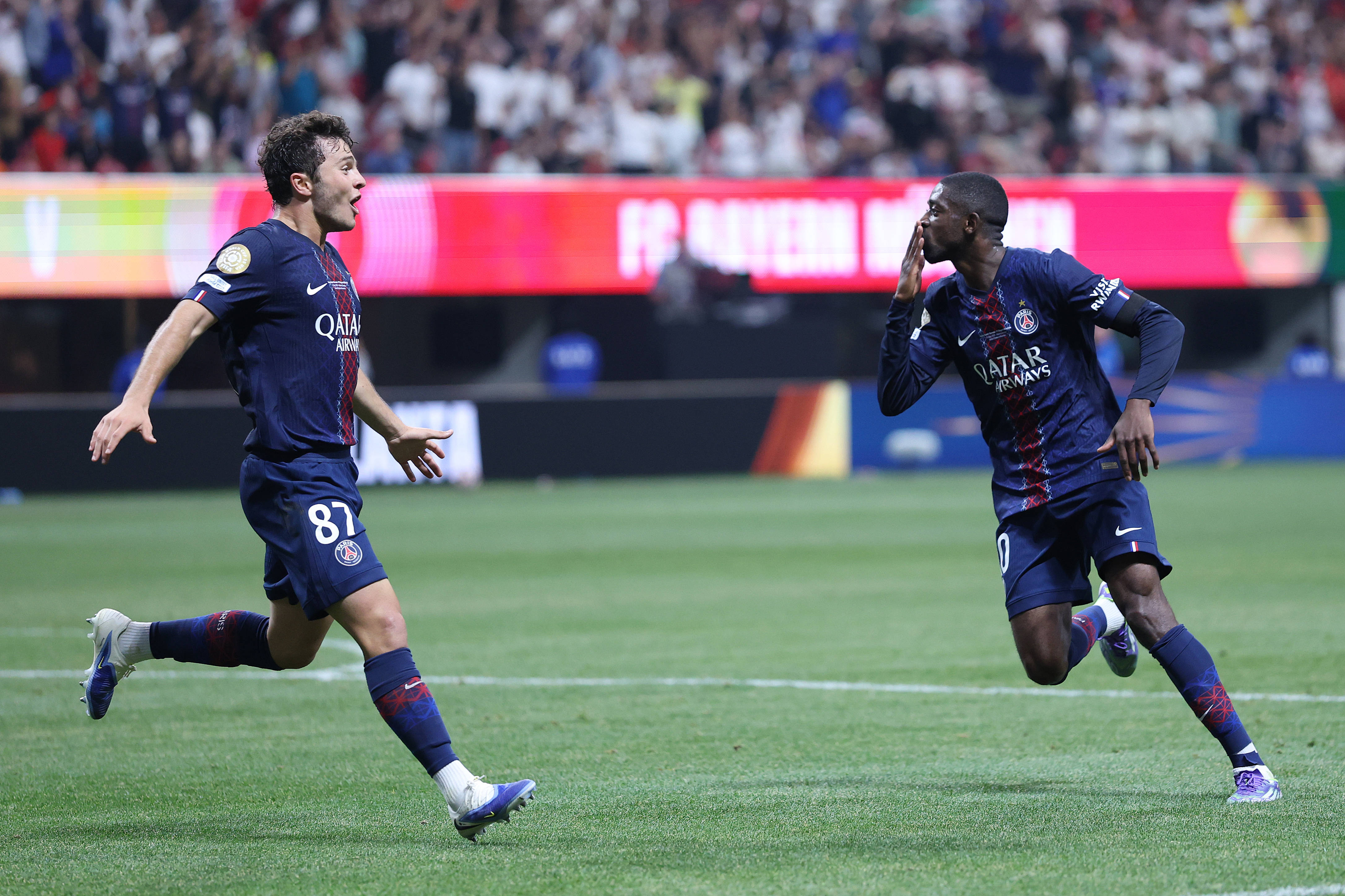 阿坎吉：在学校时发现自己擅长数学；想拥有泽林斯基的技术（阿坎吉：学生时代发现自己数学天赋，期望拥有泽林斯基的技术）