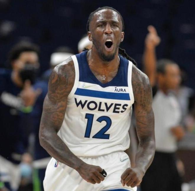 埃迪-豪：俱乐部在处理伊萨克的事，我通过媒体知道他在皇社（埃迪-豪：伊萨克事宜由俱乐部跟进，我也是从媒体得知他在皇社）