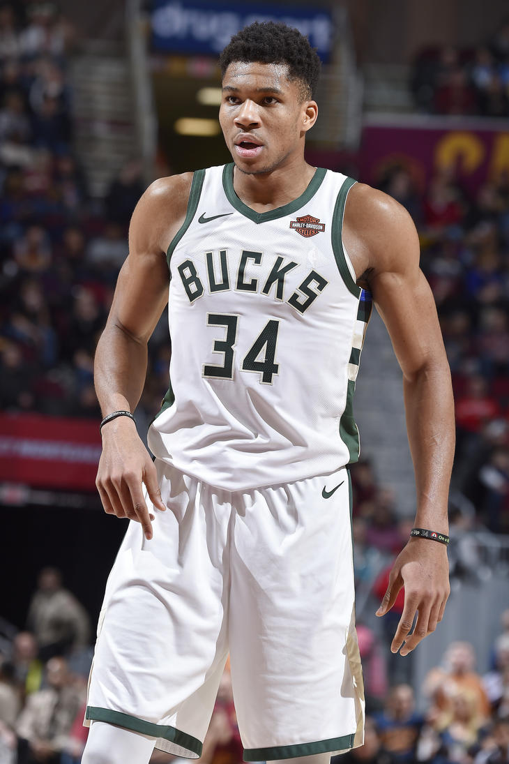 足协评议：成都蓉城胡荷韬进球被吹是误判，点球没判是错误（足协通报：胡荷韬被吹进球属误判，成都蓉城漏判点球属错判）