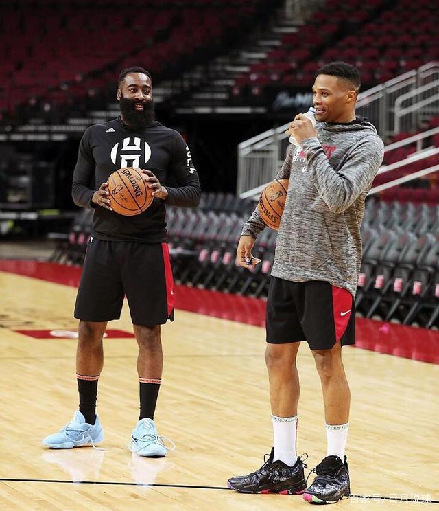 孔德：下半场我们提高了比赛水平，但不能把晋级视为理所当然（孔德：下半场表现提升，但晋级绝非板上钉钉）