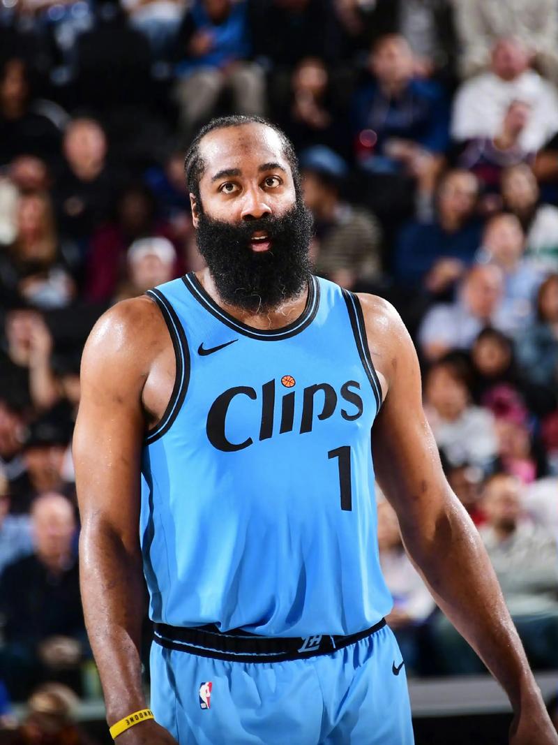 FPX老板春丽：回首望去，真是一段又长又奇妙的旅程（FPX老板春丽：回望来路，这段旅程漫长而奇妙）